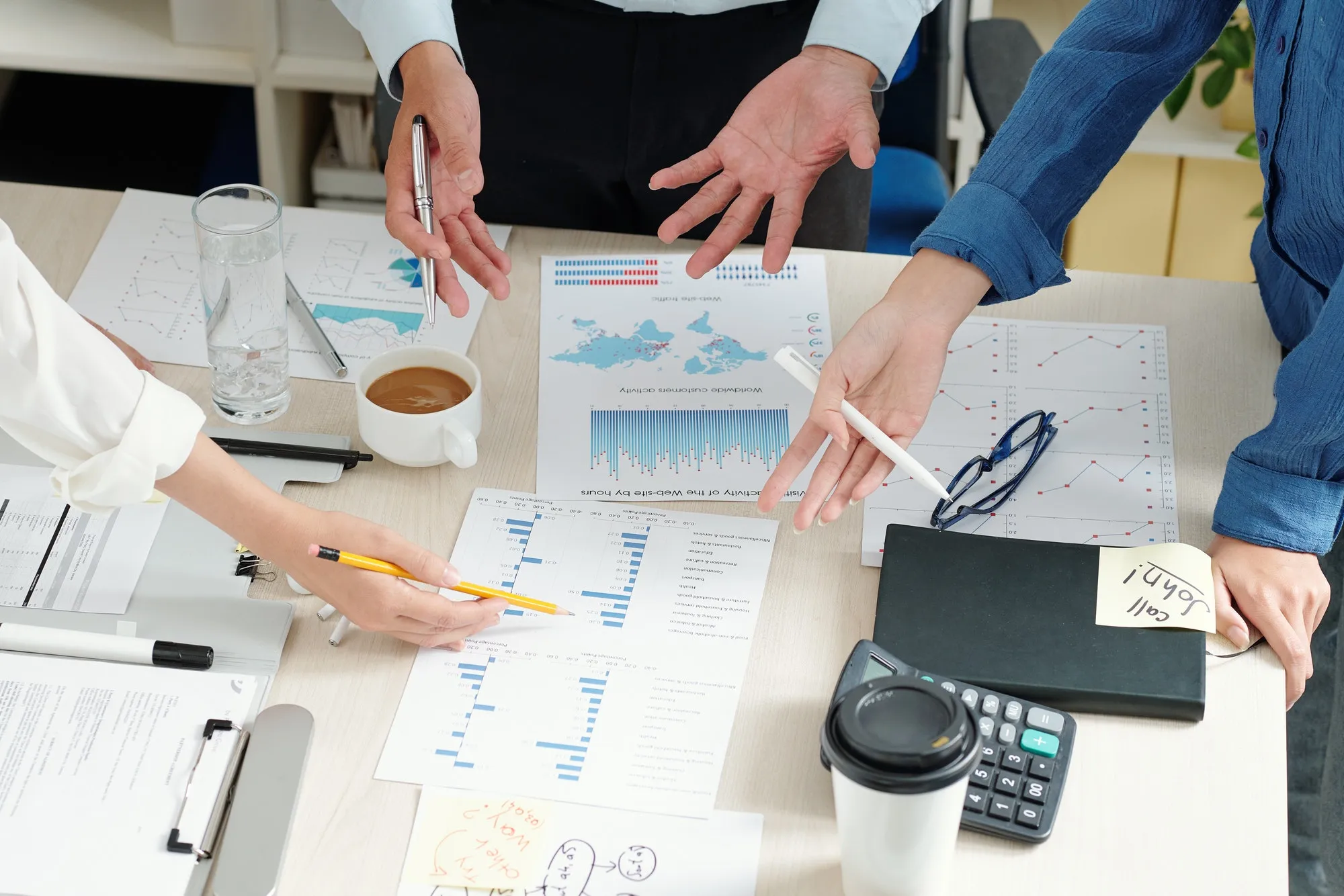 discussing-company-financial-statistics_684944c4bc297